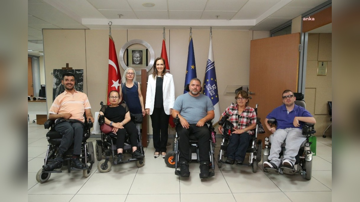 Karşıyaka Belediyesi'nden engelli raporu: 2 bin kişiyle görüşüldü