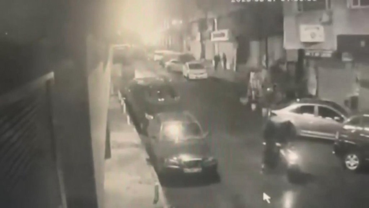 Kağıthane'de el bombası saldırısı: 10 şüpheli yakalandı