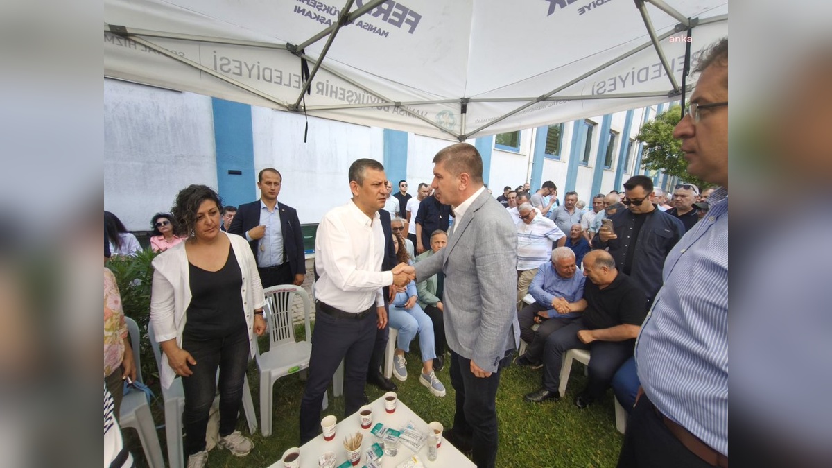 Burdur Belediye Başkanı Ercengiz: Manisa'da Zeyrek'i ziyaret etti