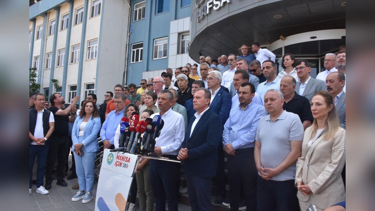 Özel ve Seçer'den Zeyrek için açıklama: 'Gençliği bu zorlukları aşacak'