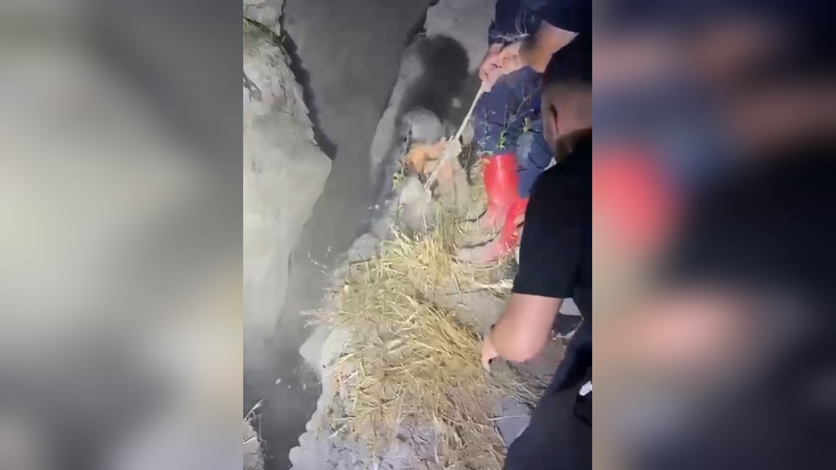 Keçiören'de heyelan bölgesinde çukura düşen genç kurtarıldı