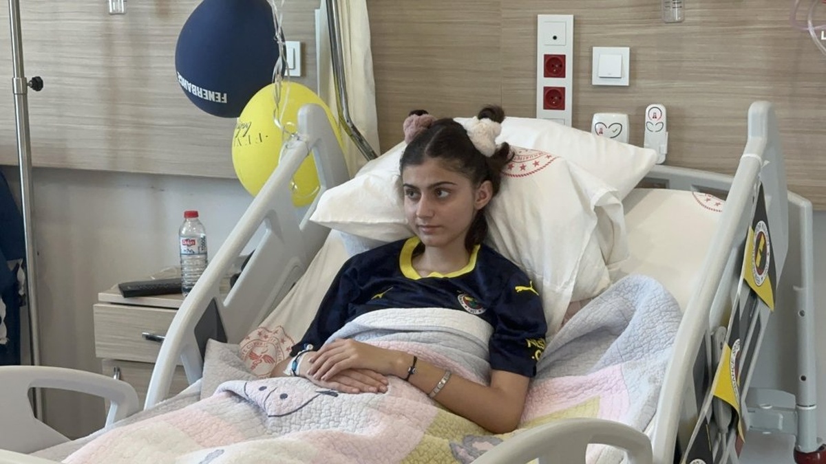 Yalova'da kaza geçiren lise öğrencisi Sena Nur Şahin'in durumu iyiye gidiyor