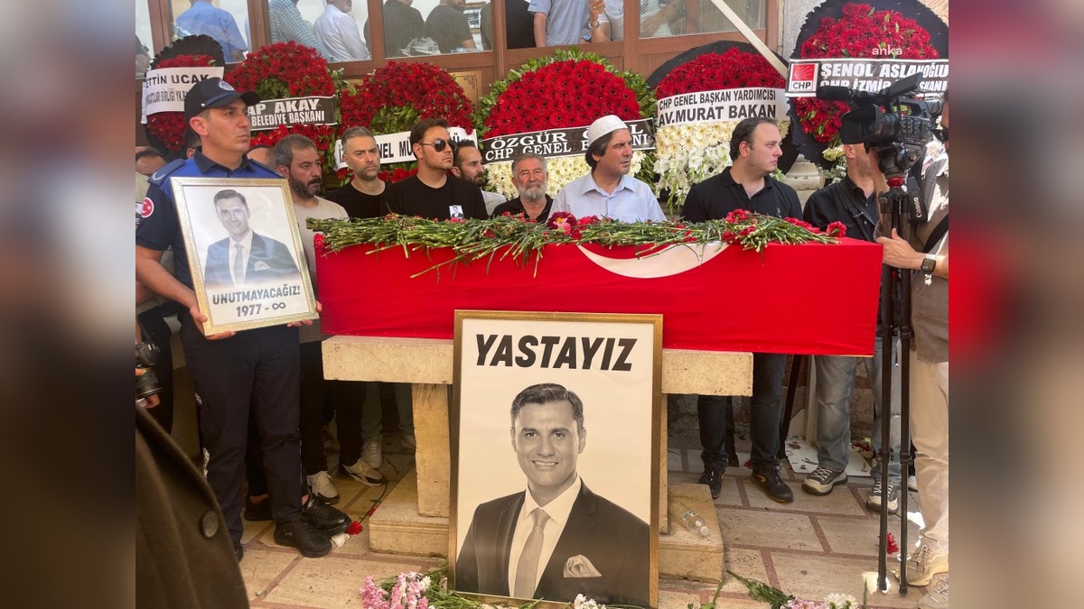 Manisa'da Ferdi Zeyrek için on binlerce kişi helallik istedi