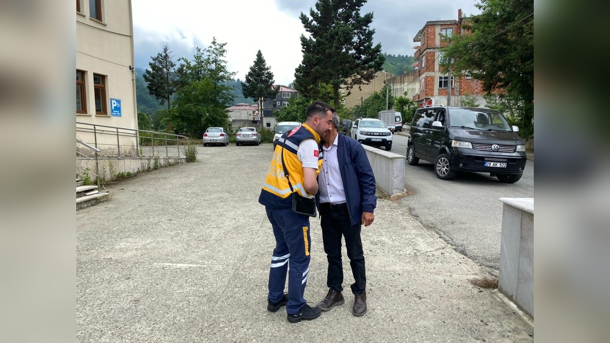 Rize'de deli baldan zehirlenen arıcı sağlığına kavuştu