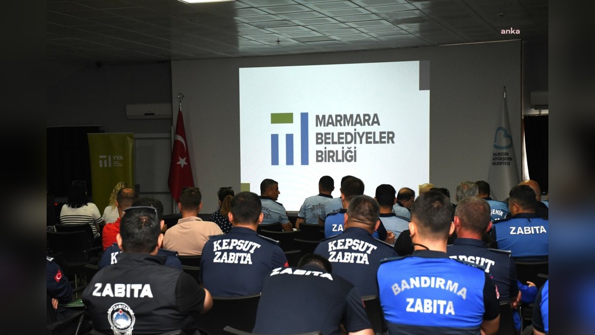 Balıkesir'de zabıta personeli için hizmet içi eğitim düzenlendi
