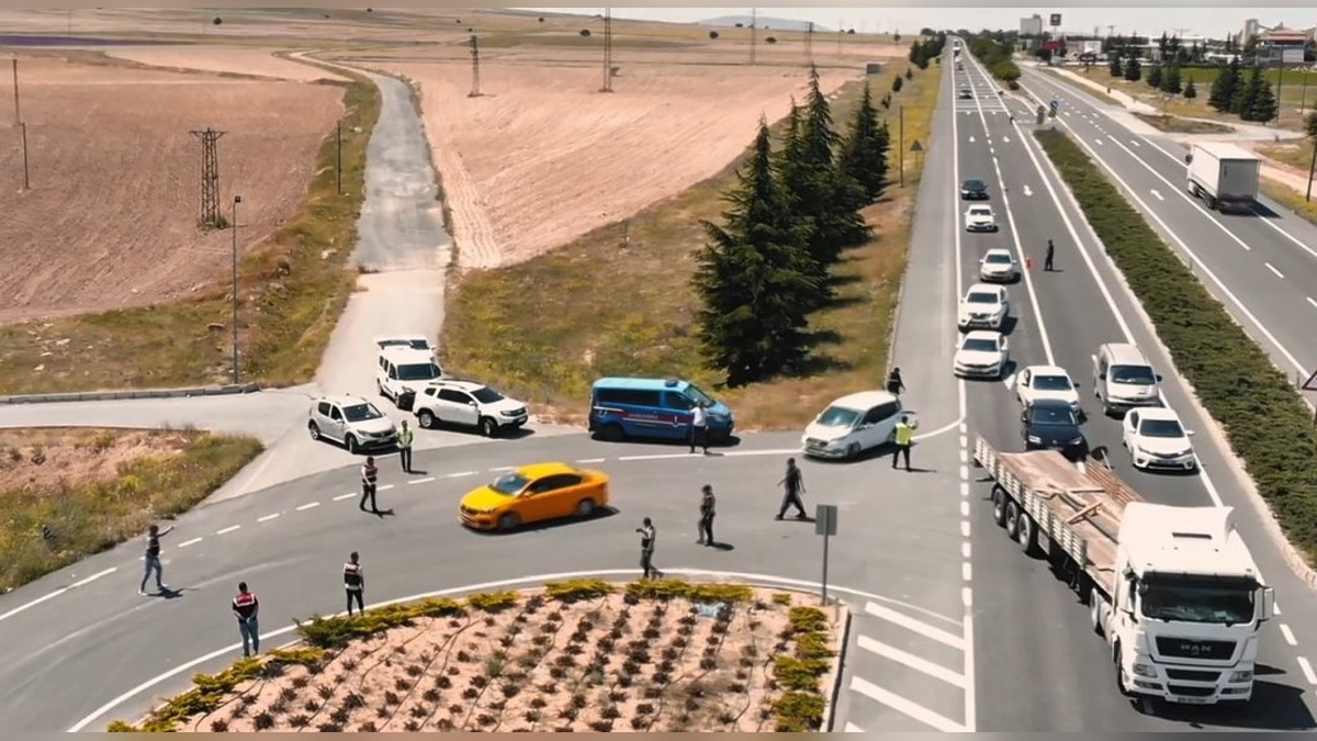 Kayseri'de İranlı 3 şüphelinin midesinden uyuşturucu çıktı