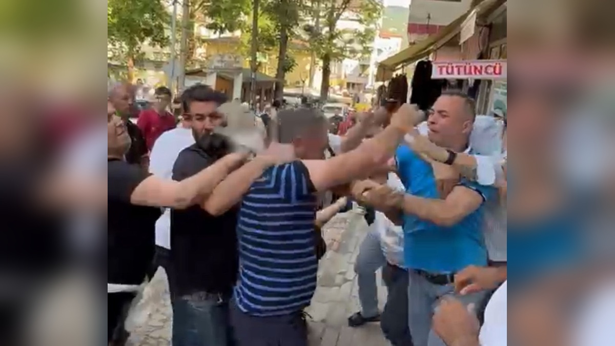 Ordu'da boşanmış çiftin kavgası kamerada