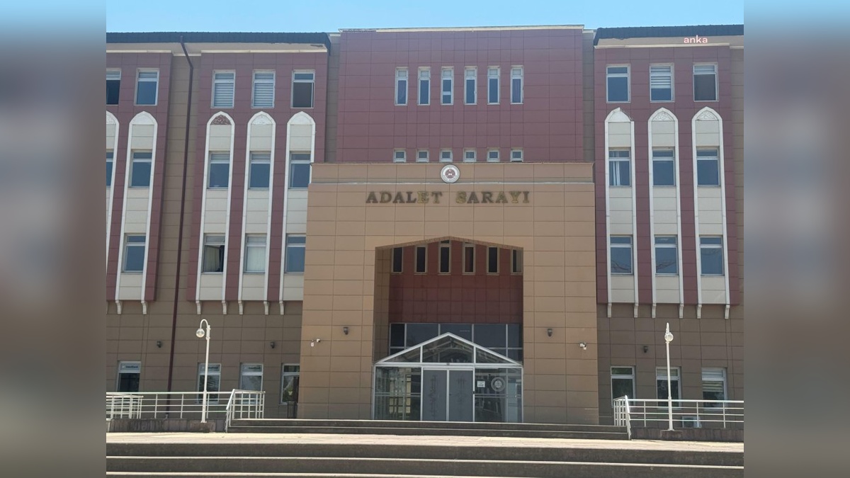 Manisa Barosu'ndan Yeni Akit Gazetesi'ne suç duyurusu