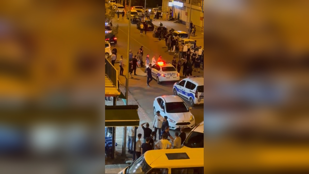 Midyat'ta bıçaklı kavgada 1 yaralı