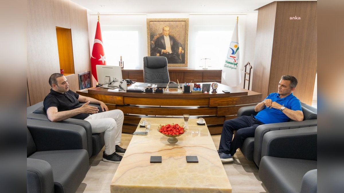 Manavgat Belediye Başkanı Kara, CHP Milletvekili Kaya'yı ağırladı
