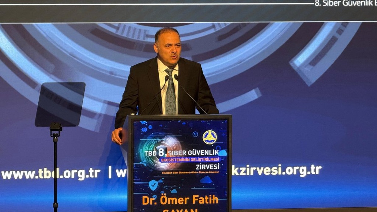 Bakan Yardımcısı Sayan: Dijital kalemizi yerli ve milli anahtarlarla koruyoruz