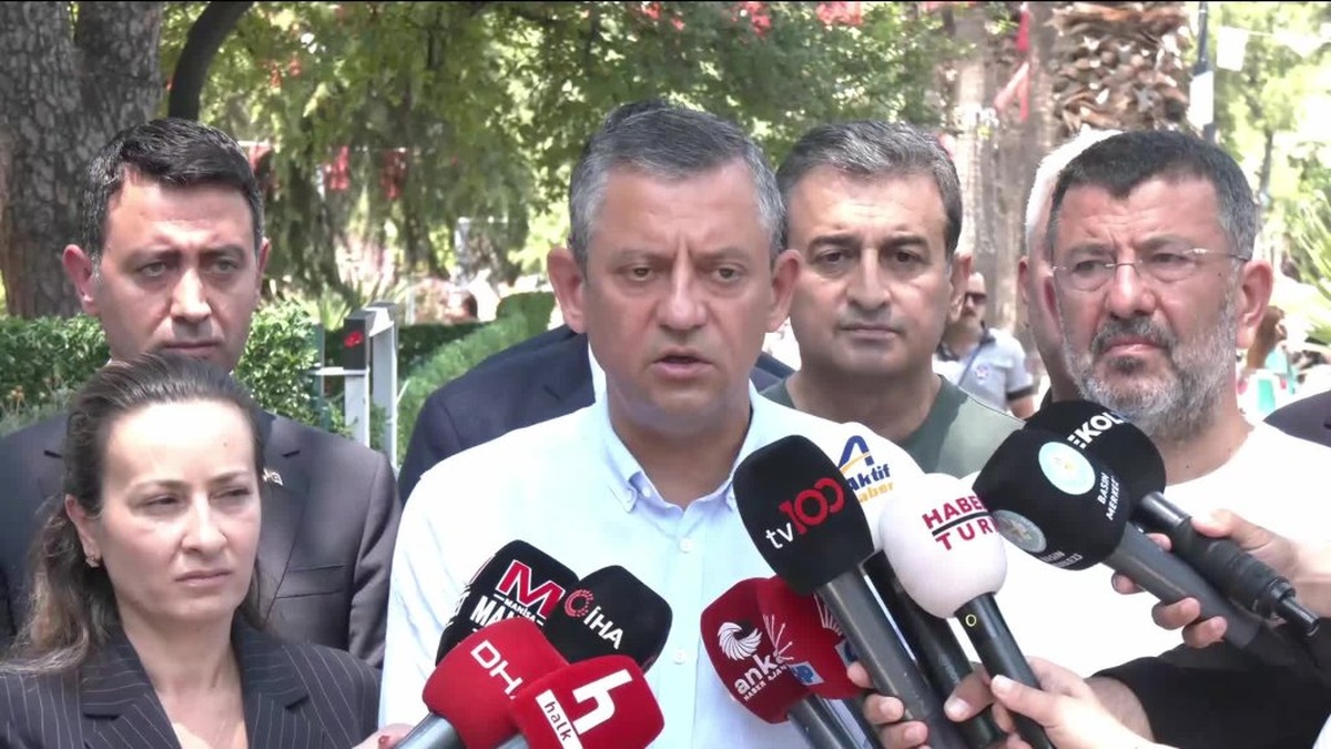 Özgür Özel'den Erdoğan'a eleştiri: Gaziosmanpaşa'da vekil seçimi yanlış