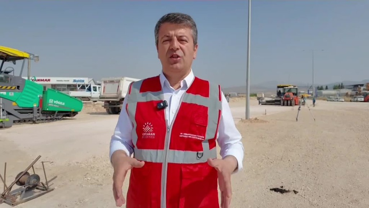 Adıyaman'da Mersin Caddesi'nde asfalt çalışmaları başladı