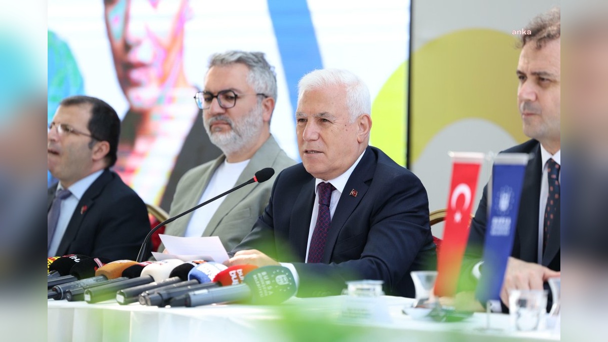 Fazıl Say'ın 'İznik Türküsü' 21 Haziran'da İznik Gölü kıyısında seslendirilecek