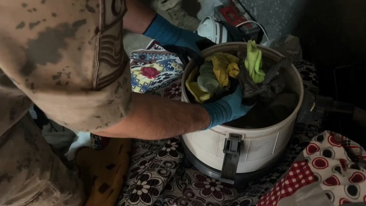 Viranşehir'de büyük operasyon: 19 gözaltı, çok sayıda silah ve mühimmat ele geçirildi