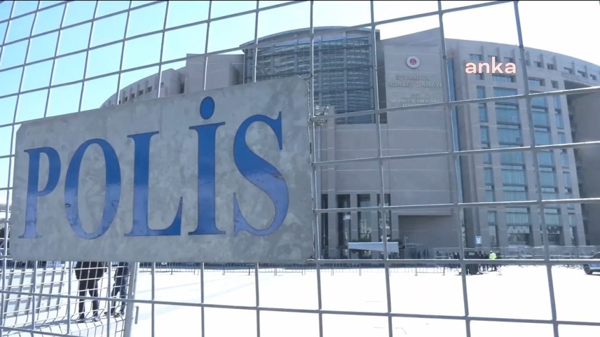 İstanbul'da çocuk pornosu operasyonu: 8 tutuklama