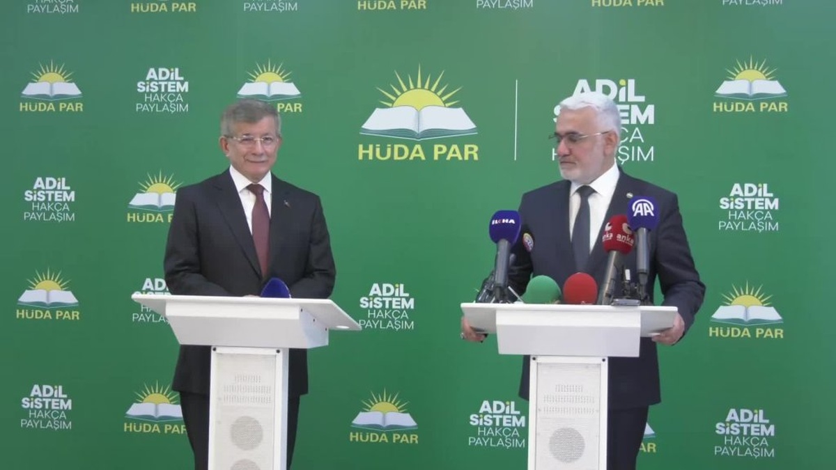 Davutoğlu-Yapıcıoğlu görüşmesi: Yeni anayasa ve Gazze'deki soykırım tartışmaları