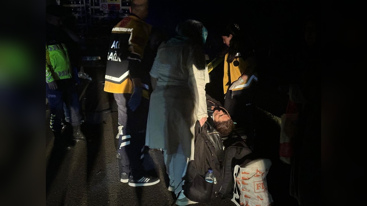Gerede'de minibüs kazası: 16 yaralı