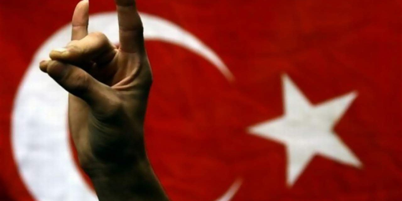 Yasaklamakla Fikirler Ölmez.  12 Eylül’den Günümüze Bir Hafıza Uyarısı