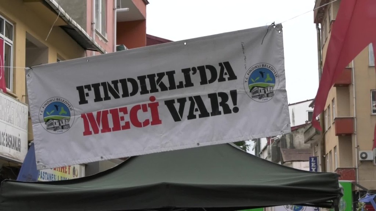 Fındıklı'da 100 bin sebze fidesi ücretsiz dağıtıldı