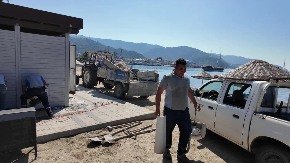 Marmaris'te kamuya ait tuvaletlere vandalizm: Belediye yasal işlem başlattı