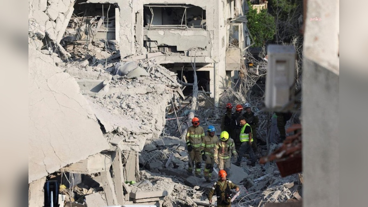 Rishon Lezion'da füze saldırısı: 2 ölü, 19 yaralı