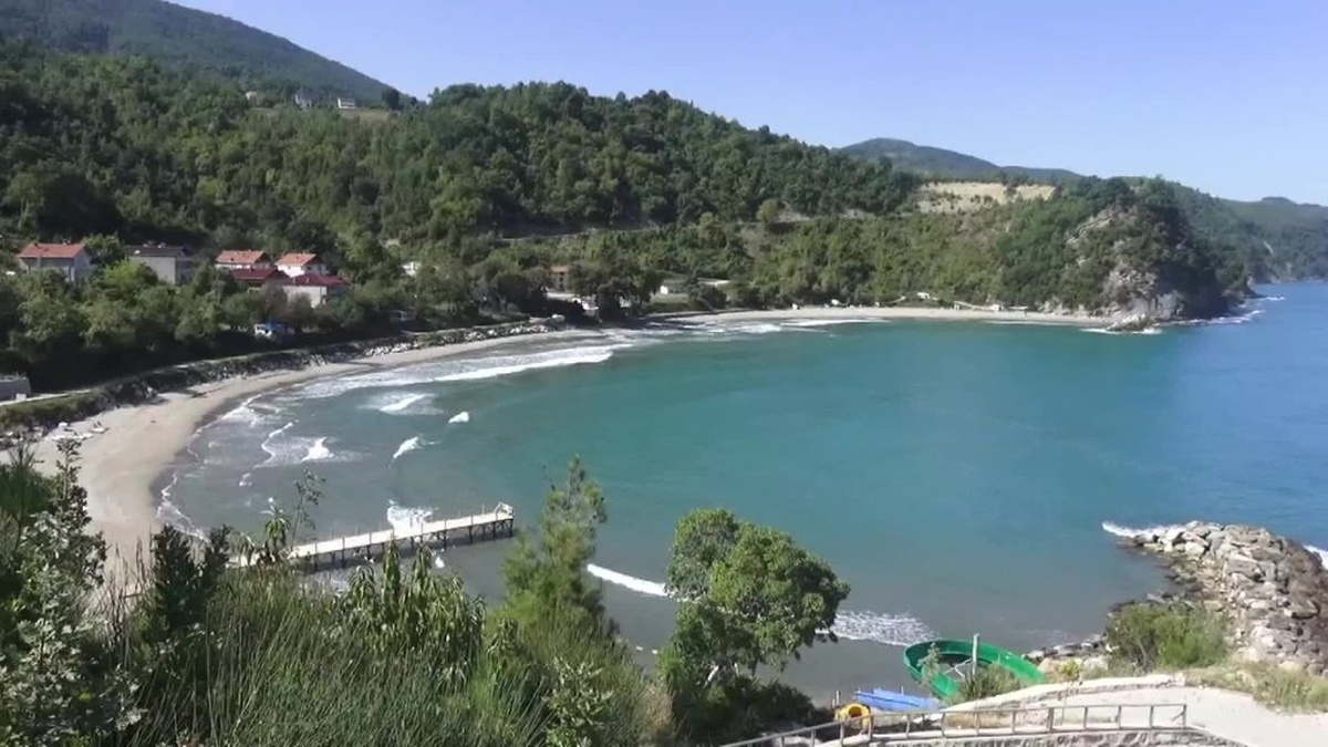 Sinop'ta boğulma tehlikesi geçiren 9 yaşındaki Semih Efe Ö. hayatını kaybetti