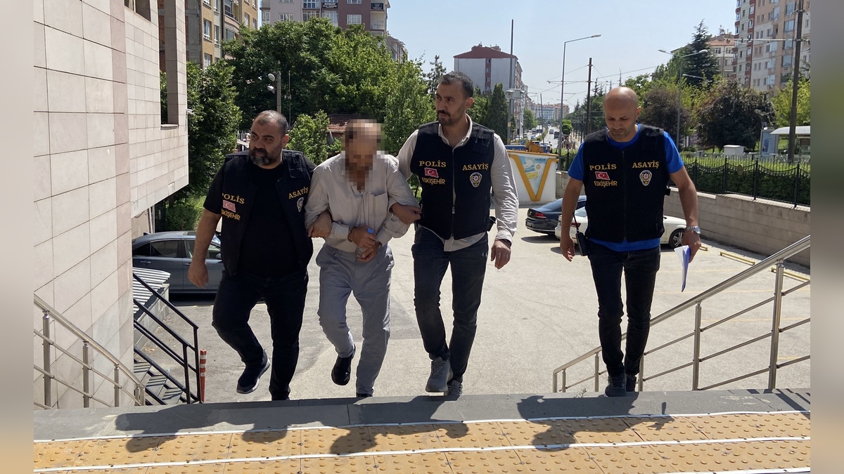 Eskişehir'de banka soygunu girişimi: Tüfekle kredi isteyen şüpheli adliyeye sevk edildi
