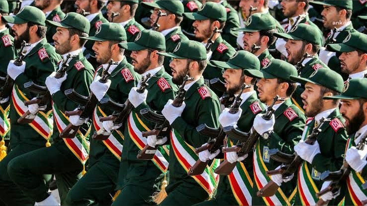 İsrail'in Zencan saldırısı: 3 İran askeri hayatını kaybetti