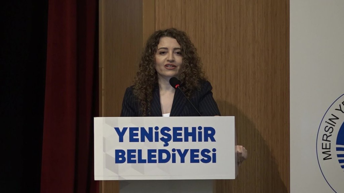 Mersin'de 0-6 Yaş Çocuk Sağlığı Paneli: Uzmanlar, gelişim ve aile planlamasını ele aldı