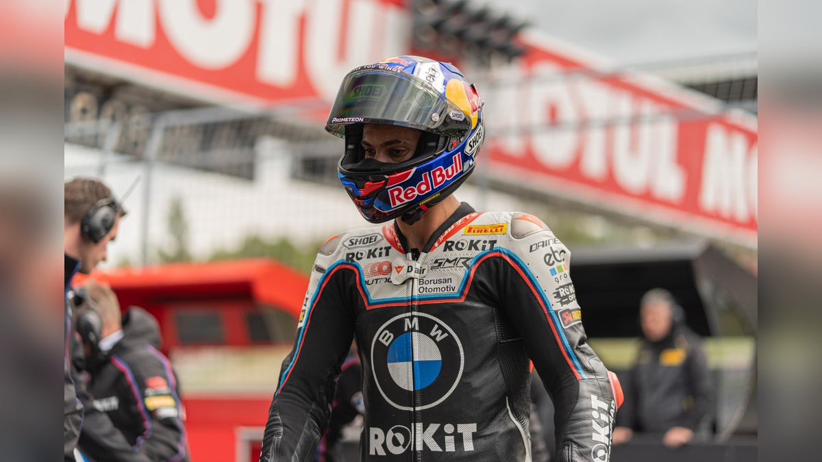 Toprak Razgatlıoğlu, İtalya'da WSBK yarışını kazandı