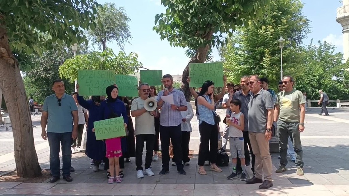 Gaziantep'te atama bekleyen öğretmenler: 'Torpil değil, adalet istiyoruz'