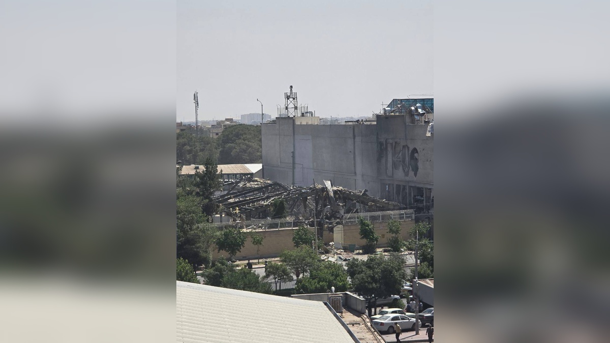 İsrail, İran'ın İsfahan'daki Savunma Bakanlığı merkezini vurdu