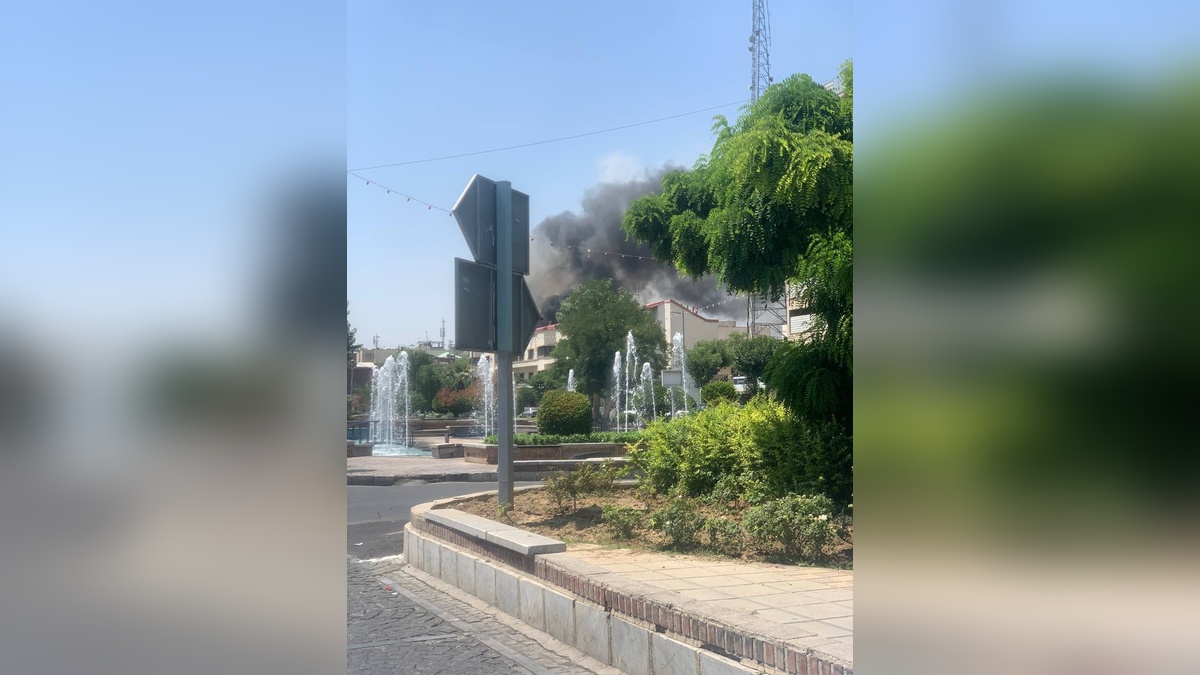 Tahran'dan patlama sesleri: Hava savunma sistemleri devrede