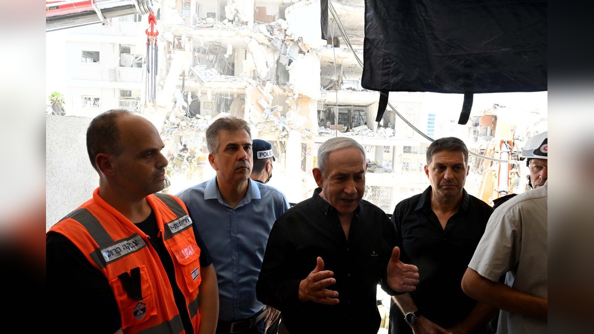 Netanyahu: İran, Bat Yam saldırısının bedelini ağır ödeyecek