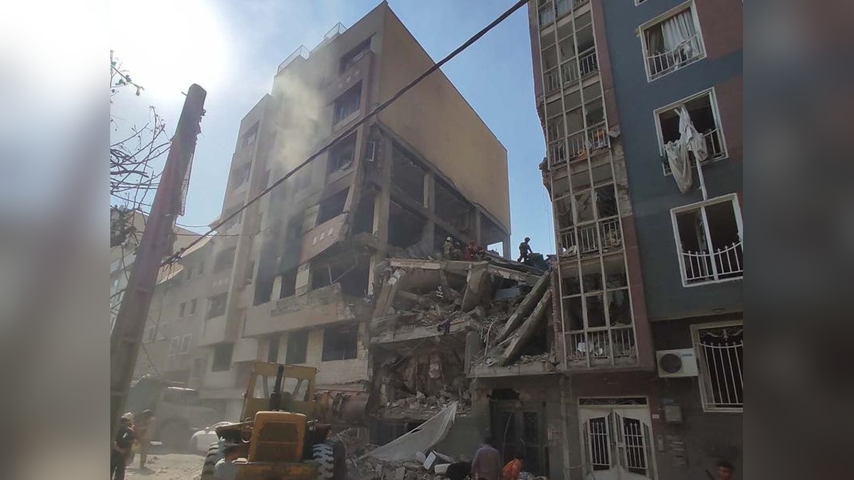 İran Sağlık Bakanlığı: İsrail saldırılarında 128 ölü, 900 yaralı