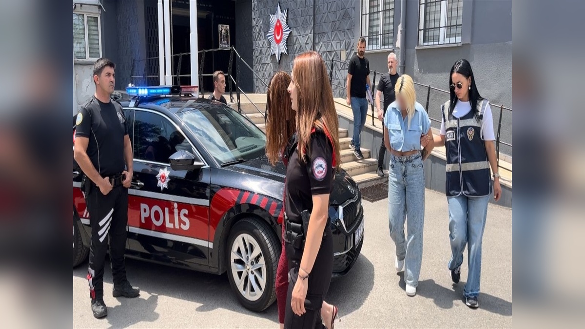 Bursa merkezli fuhuş operasyonu: 12 şüpheli tutuklandı