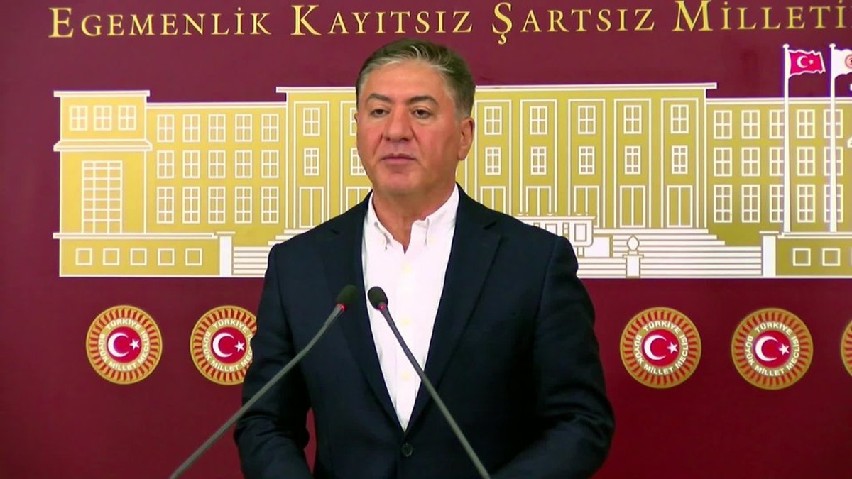 Murat Emir'den sert eleştiriler: 'Sandığı, demokrasiyi, ekmeği çalıyorsunuz'
