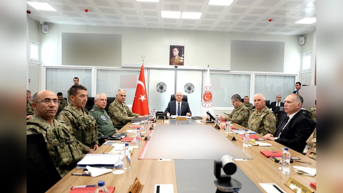 Güler, İran sınırında incelemelerde bulundu