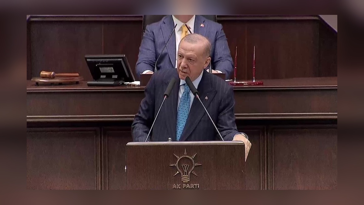 Erdoğan: İsrail'in Gazze'deki soykırımını kınadı, İran'a saldırıları da değerlendirdi