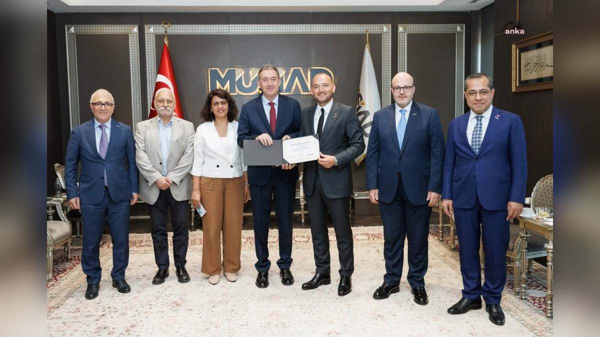 DEM Partisi, MÜSİAD'ı ziyaret etti
