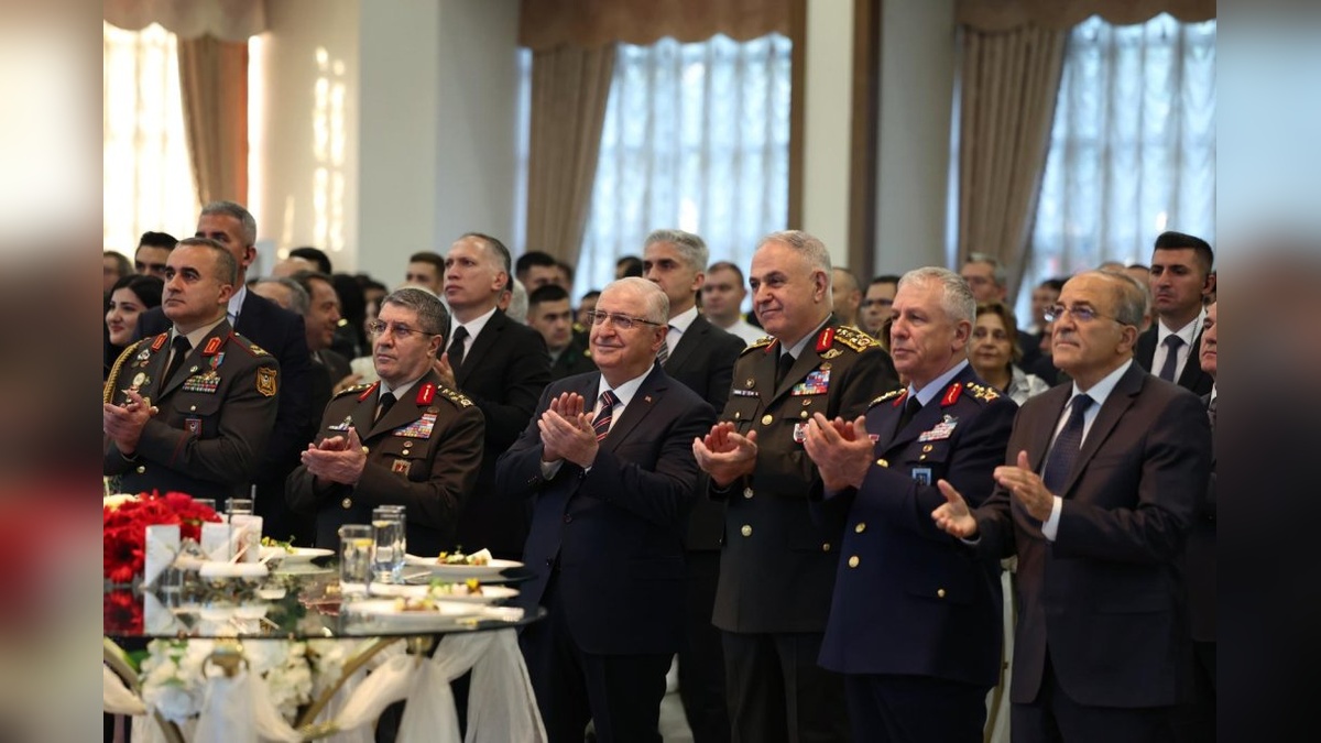 Güler, Azerbaycan Silahlı Kuvvetler Günü resepsiyonunda