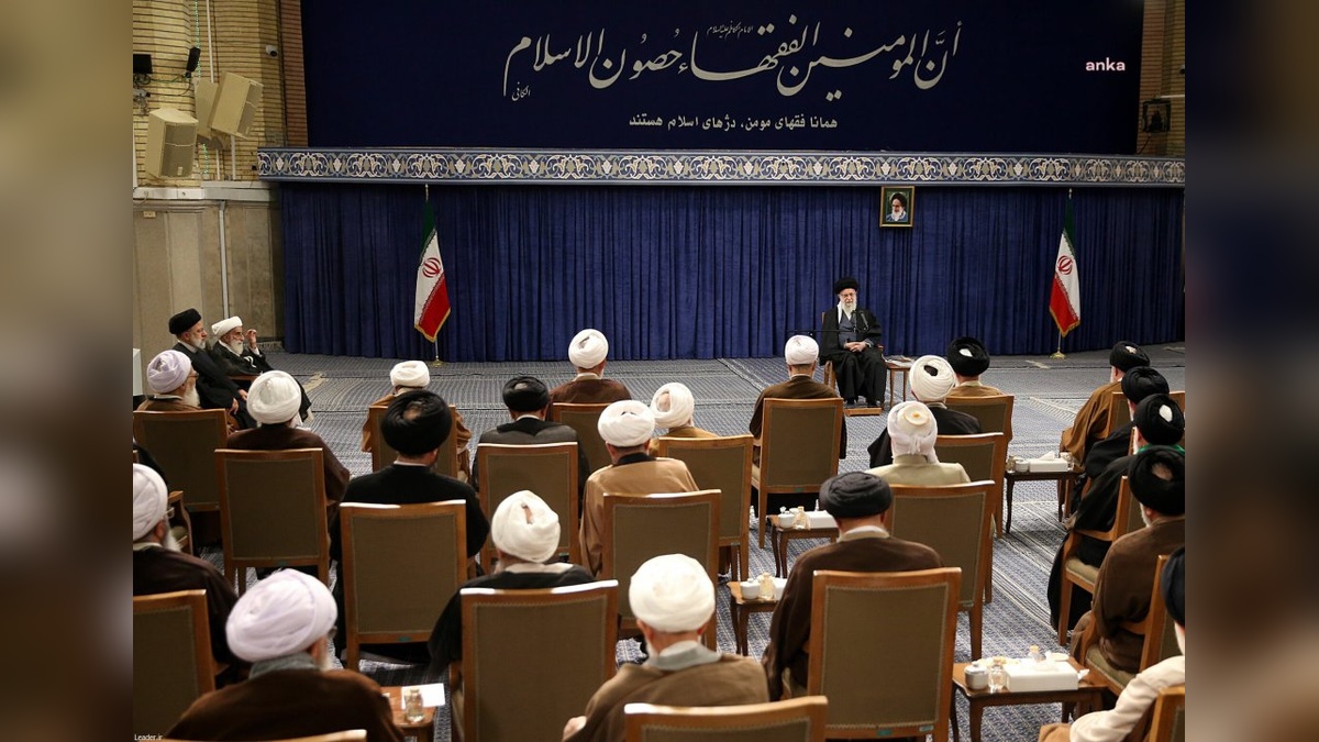İranlı din adamından ABD'ye tehdit: 'Hamaney'e saldırırsanız, Washington ve New York'ta da aynı şeyler olur'