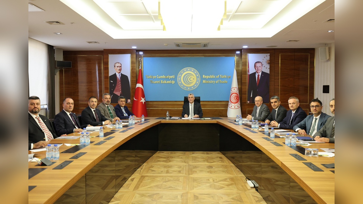 Bolat: Taşımacılık sektörü dış ticaretimize katkı sağlıyor