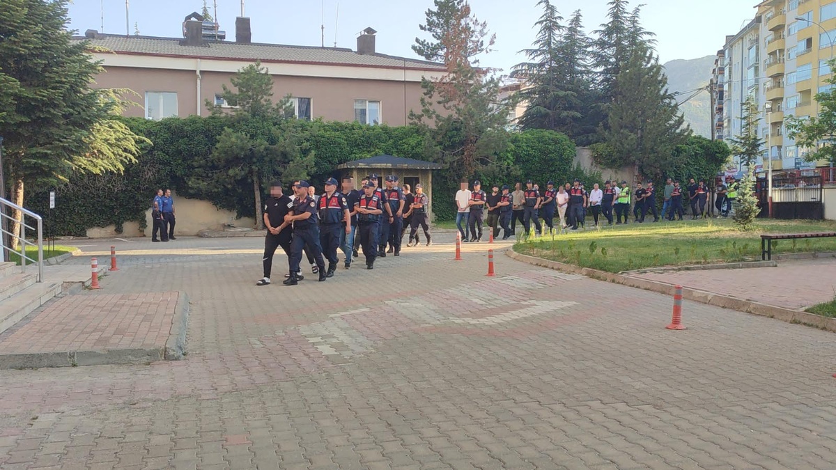 Konya merkezli dolandırıcılık çetesi operasyonu: 8 tutuklama