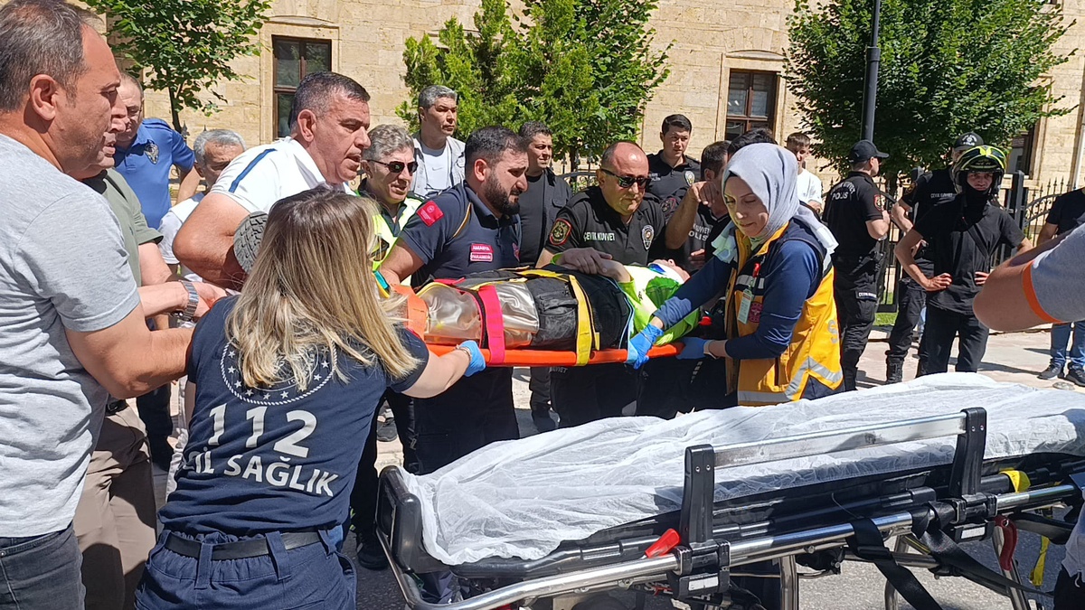 Amasya'da trafik kazası: Güvenlik kamerası görüntülerine yansıdı
