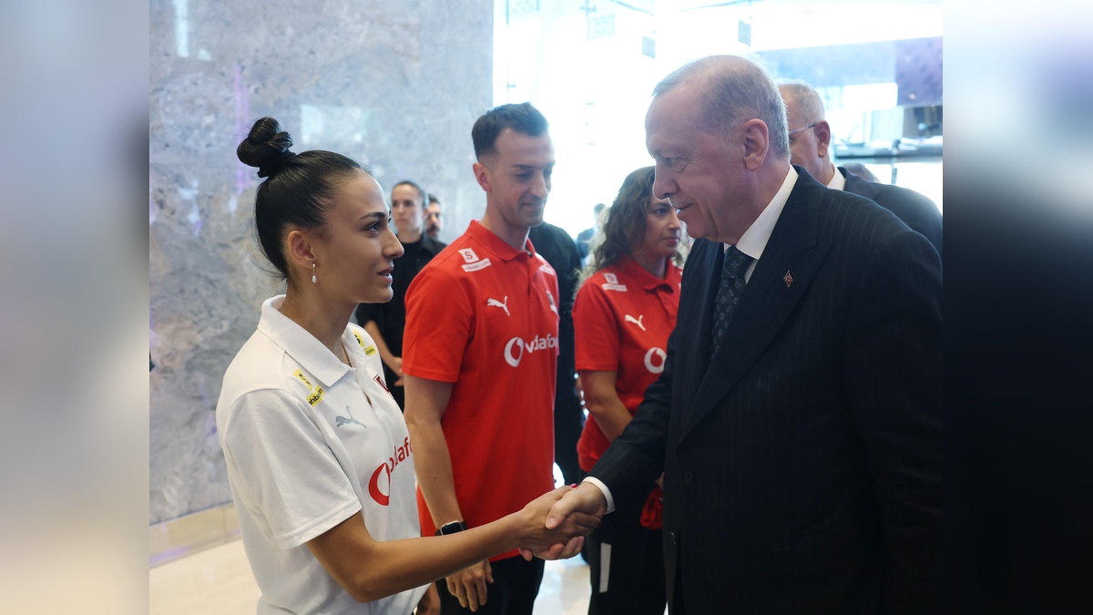 Erdoğan, Filenin Sultanları'nı tebrik etti