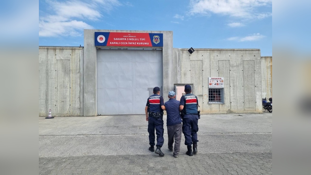 Sakarya'da uyuşturucu operasyonu: 3 şüpheli tutuklandı