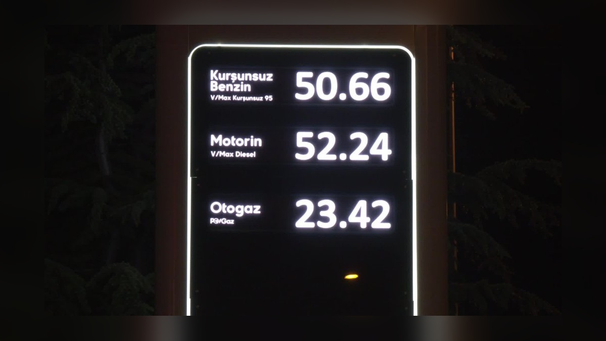 Benzine 1,51 TL, Motorine 3,30 TL Zam: Ankara'da Akaryakıt Kuyrukları