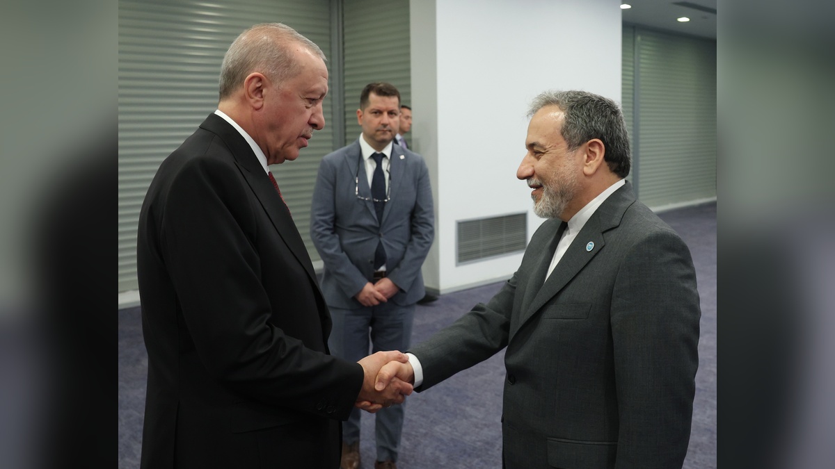 Erdoğan, Arakçi'yi kabul etti: Bölgesel ve küresel konular görüşüldü
